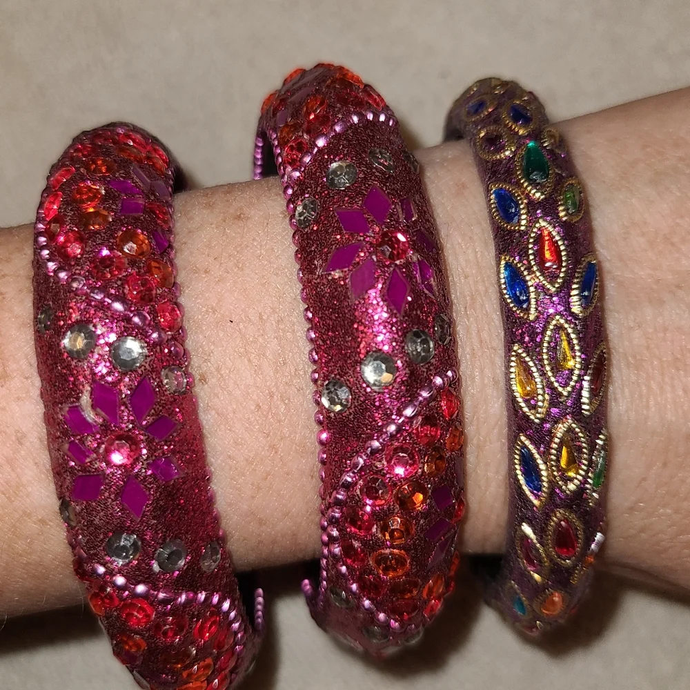 Assorted Colorful Women's Bangle Lot - Picture 4 of 8